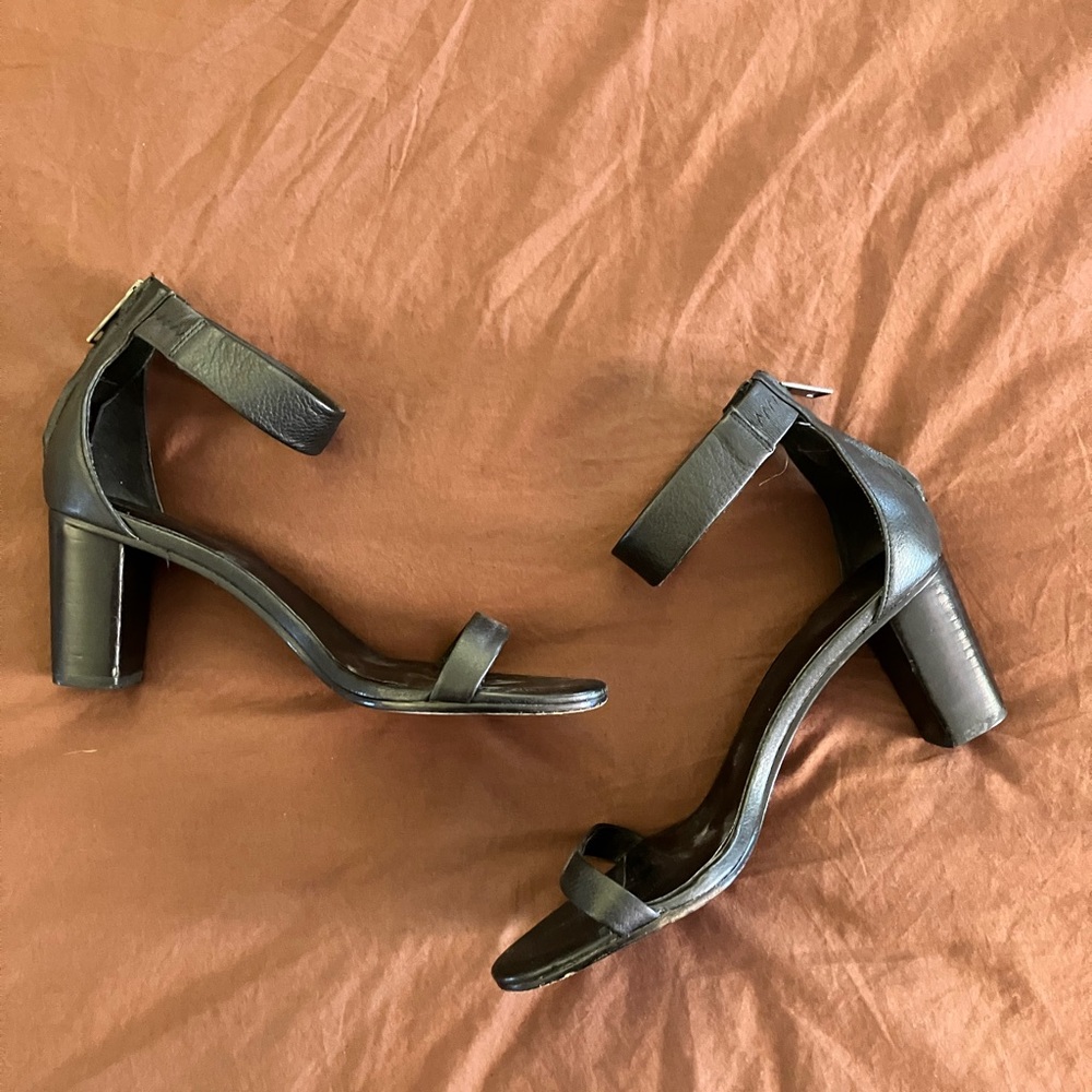 Joie 2.75inch block heel leather sandal size 39
